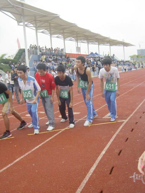 在惠州市华罗庚中学就读，与城市脉动同频的独特体验